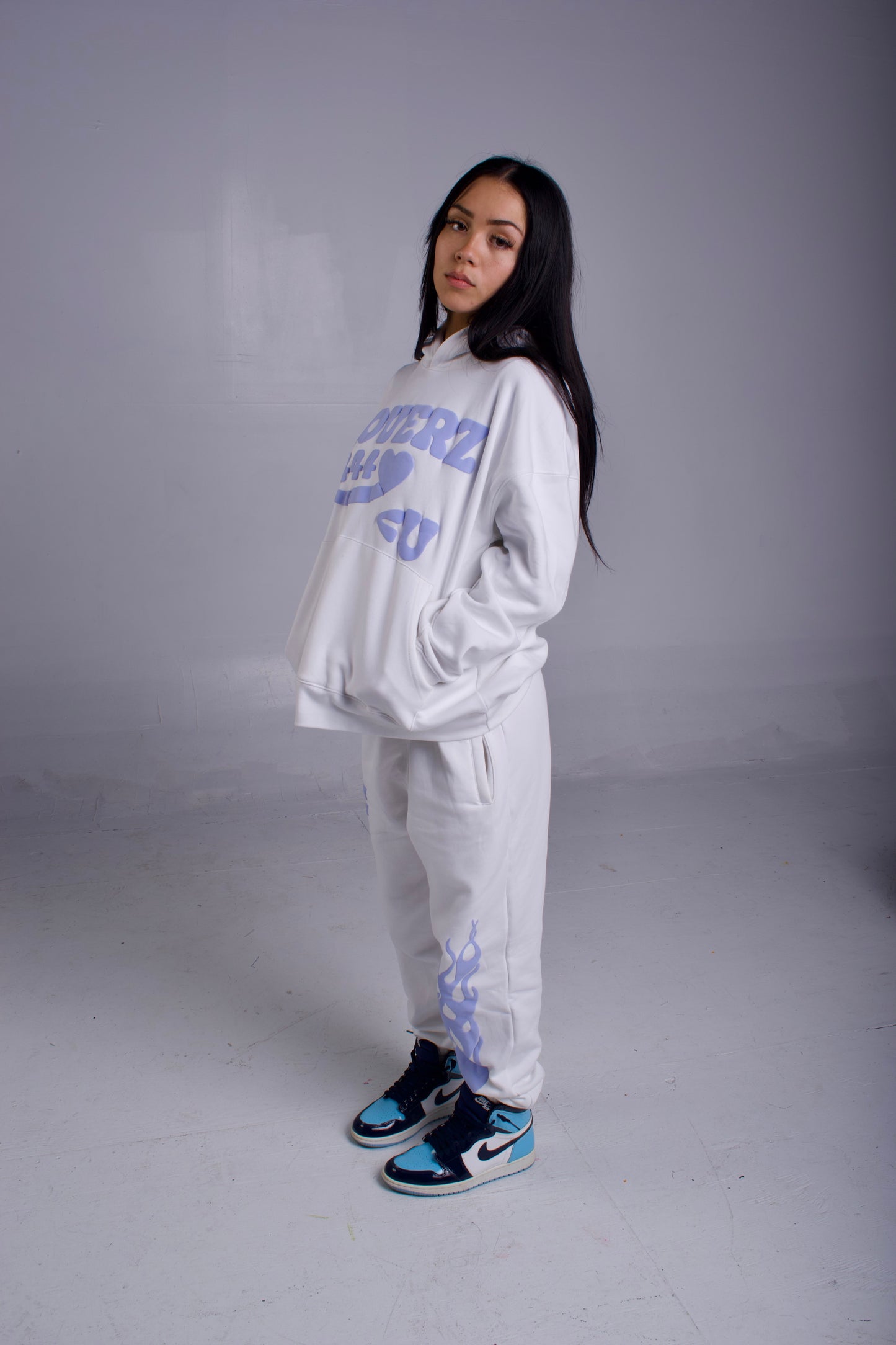 LOVERZ 444 <U White & Baby Blue Sweatsuit